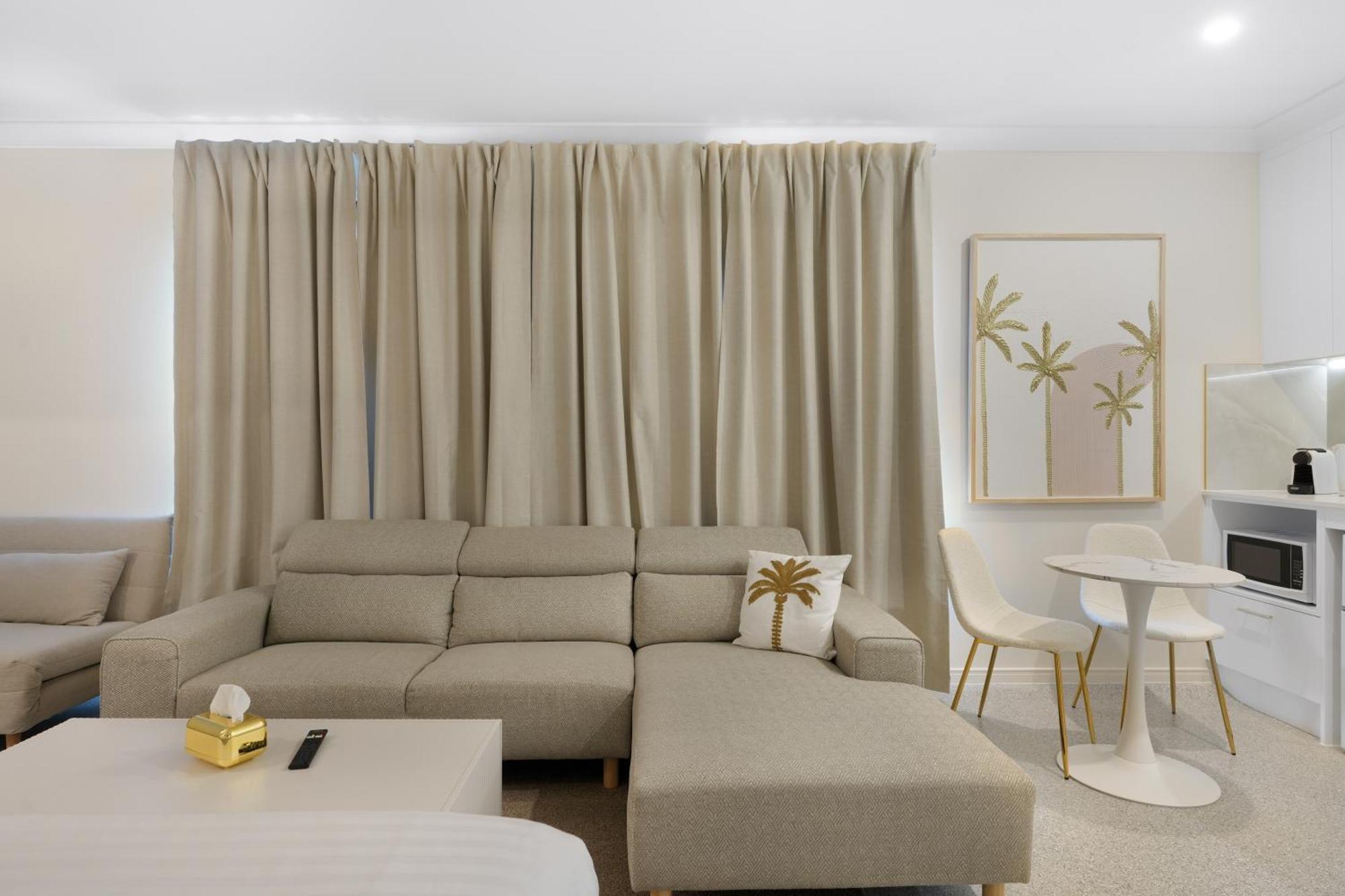 Saltbreeze Boutique Gold Coast